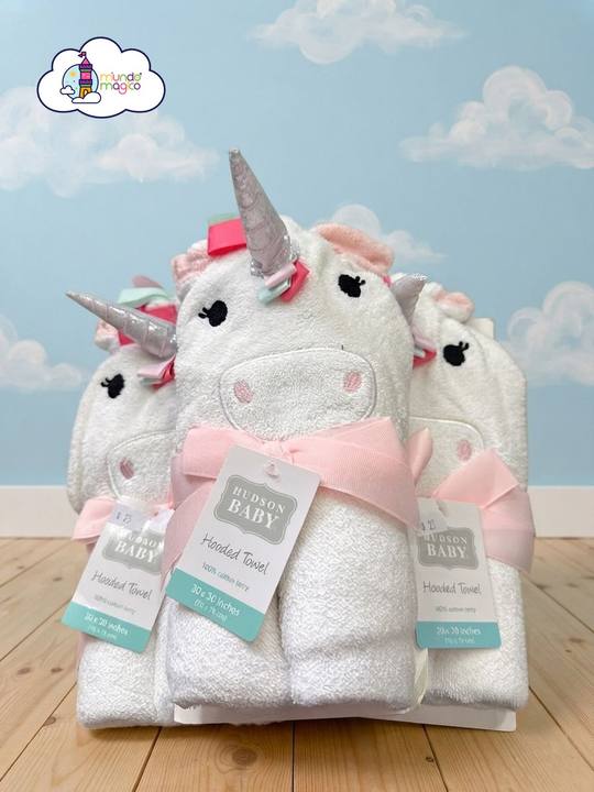 Toalla con capucha de unicornio