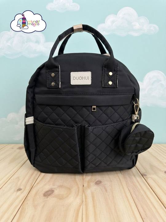 Mochila Pañalera Negra Acolchada con Estuche